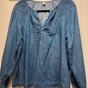 Denim shirt with detailed sleeves